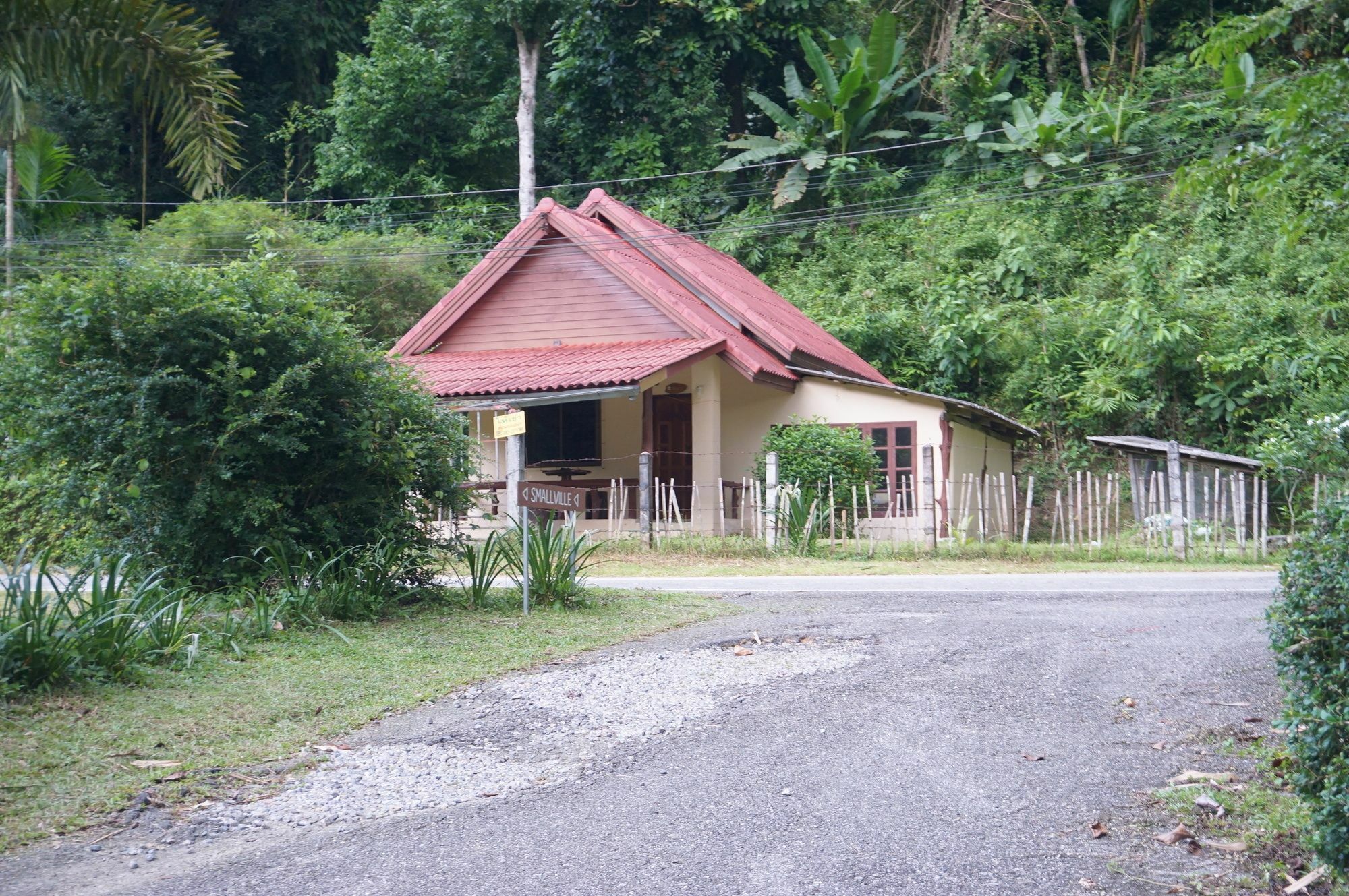Smallville Resort Ranong Eksteriør bilde